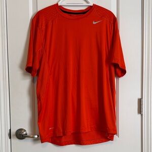 Nike Men's Vivid Orange Short Sleeve Tee
